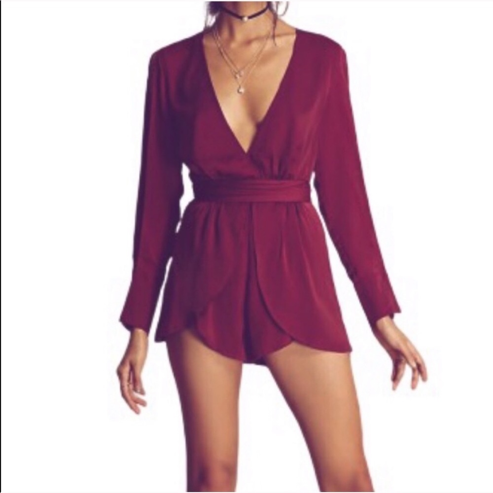 NWT Tiger Mist Red Surplice Romper Large